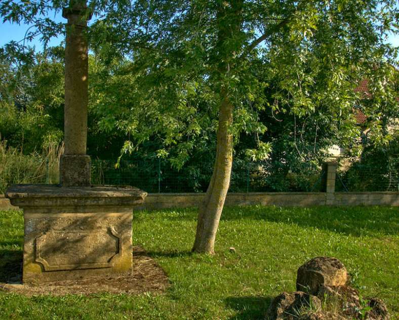 Emmanuel Stourm 2021  Around the mardelles