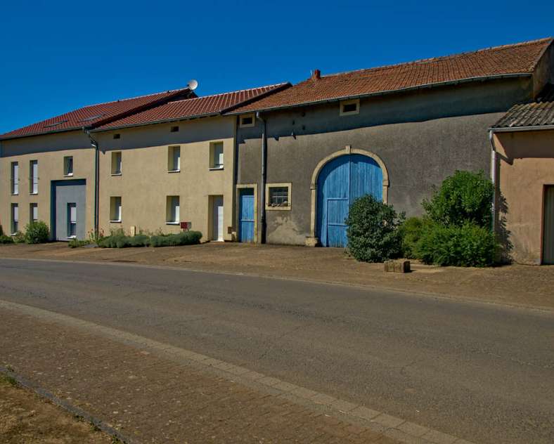 Emmanuel Stourm 2021 Between Bibiche and Canner