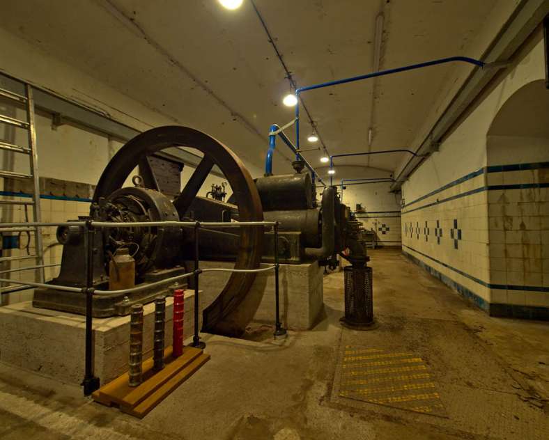 Emmanuel Stourm 2020 Around Festen