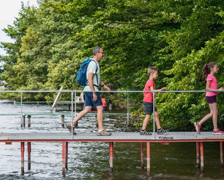 Alex Fabing Production  Walk around the Hirbach Lake