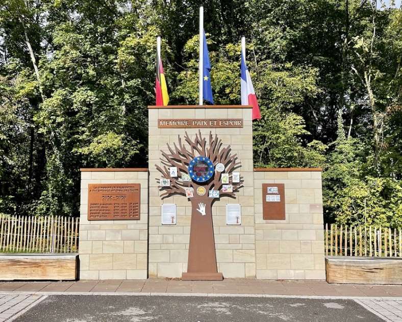 Mairie de Valmunster De Boulay-Moselle à Volmerange-lès-Boulay via Valmunster