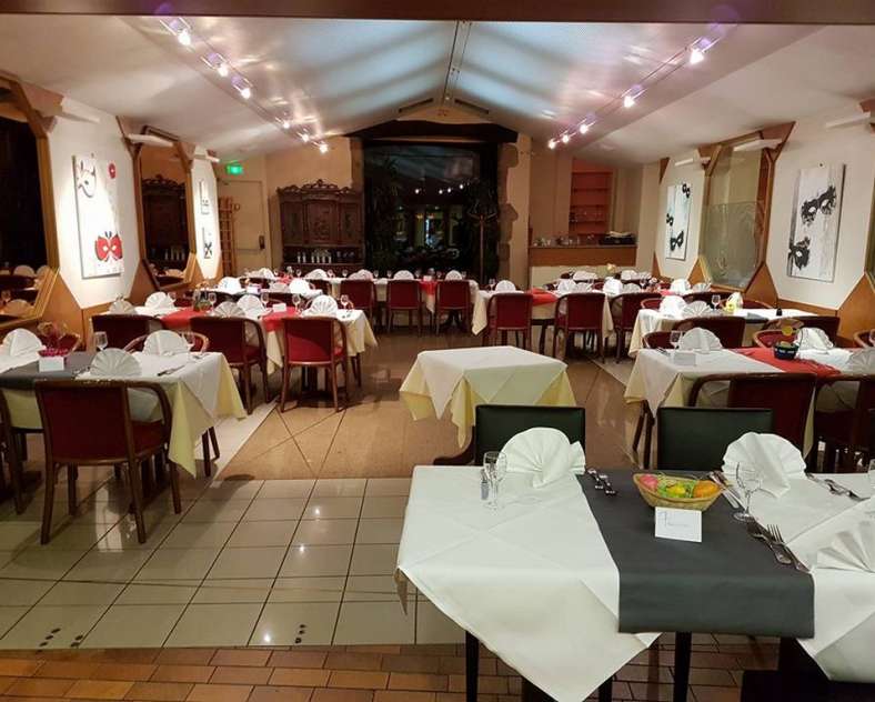 Hôtel de Paris Facebook  Hôtel-restaurant de Paris