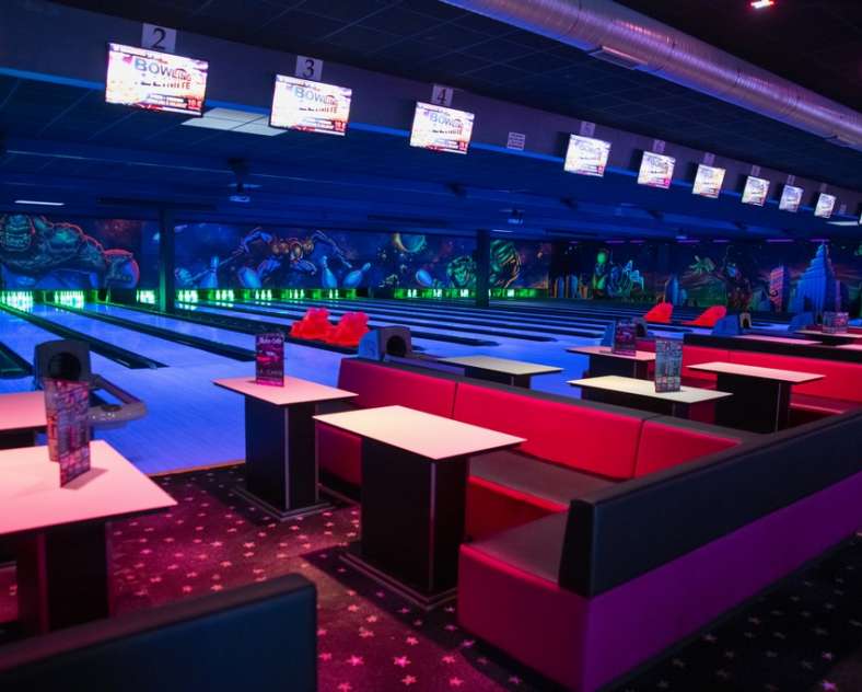 Bowling Center Complexe de loisirs - L'Expérience - Drink, food and fun
