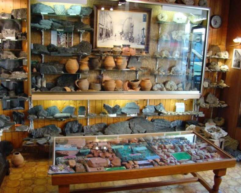 Musée Local de Faulquemont Musée local de géologie et archéologie de Faulquemont
