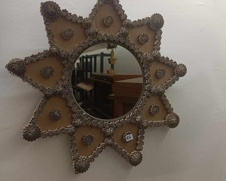 Manu'Elle  Manu'elle - decorative objects and furniture in recycled cardboard