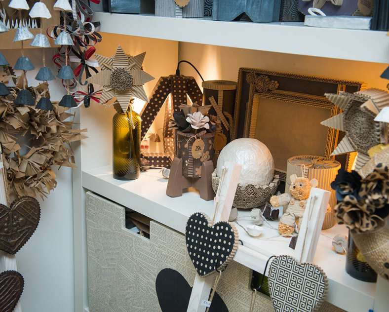 Gilles Dorschner  Manu'elle - decorative objects and furniture in recycled cardboard