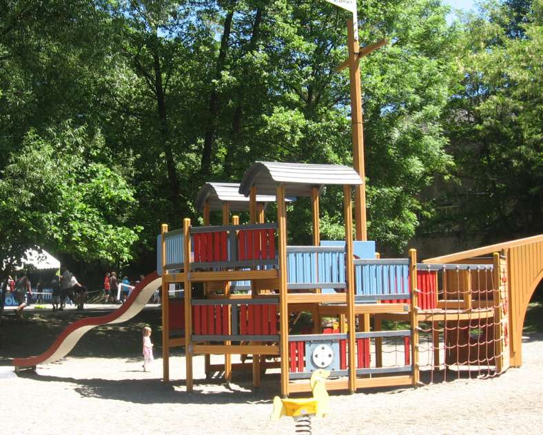 Sarreguemines Tourisme Park of the earthenware casino