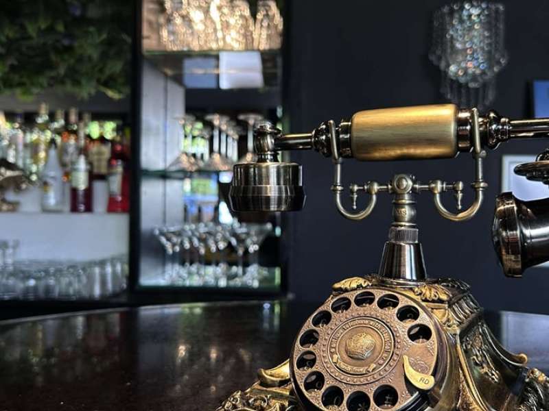 DR Amadeus Amadeus bar lounge