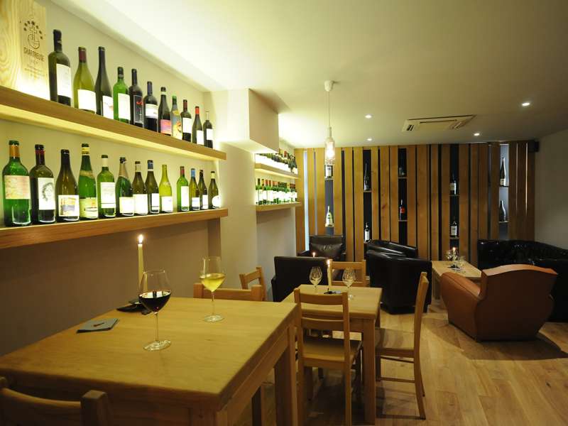 La Quille La quille wine bar