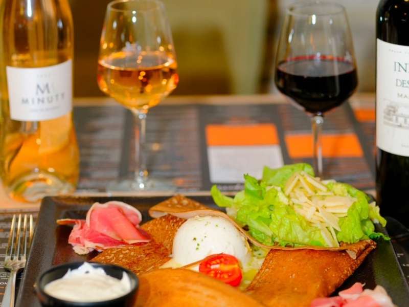 DR - restaurant La Crêperie Restaurant la crêperie