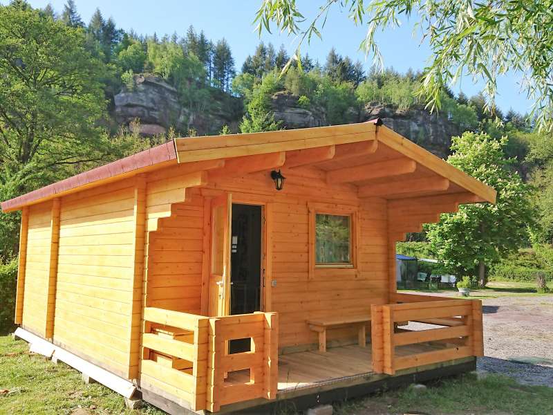 Camping Piscine du Plan Incliné Hébergements insolites en kotas, pods et chalets