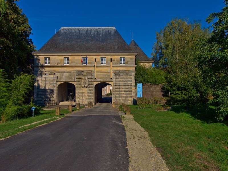 Emmanuel Stourm 2020
Licence Open Data  Mountain biking and horse riding around Marsal