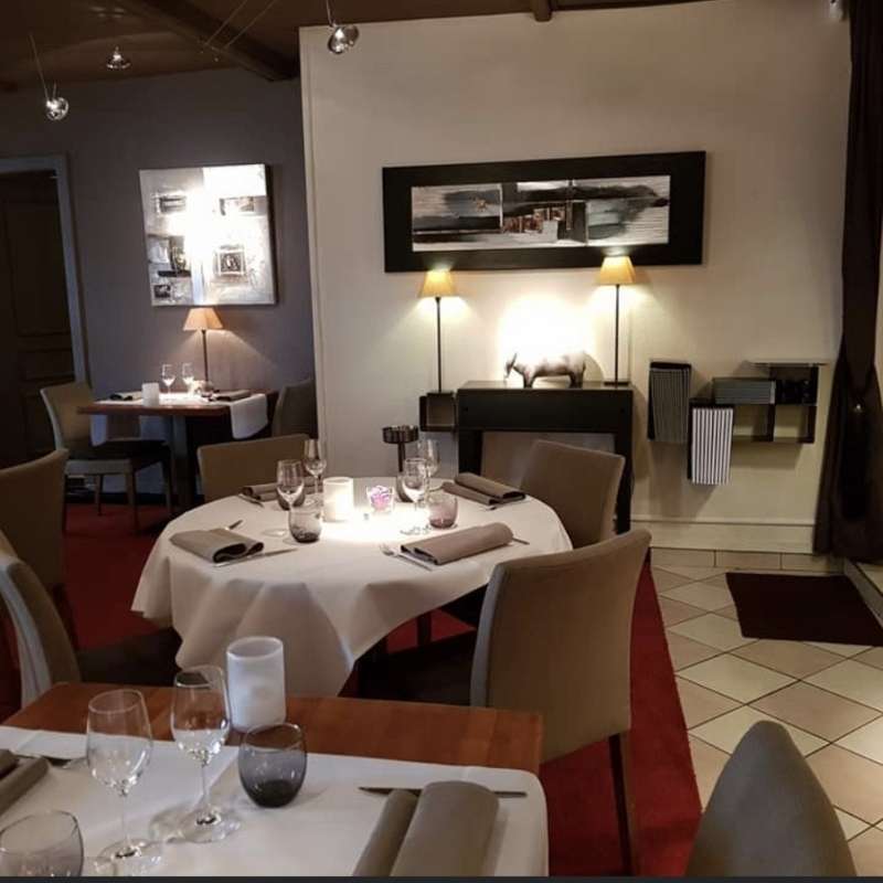 Restaurant La Fleure de Ly  Restaurant La Fleure de Ly
