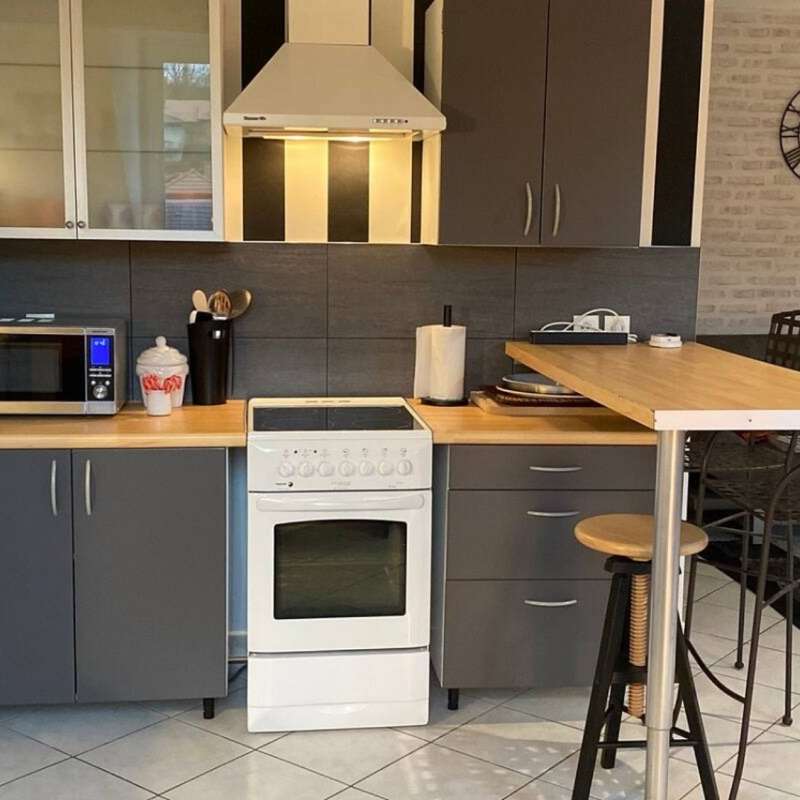 Brigitte VION  Meublé