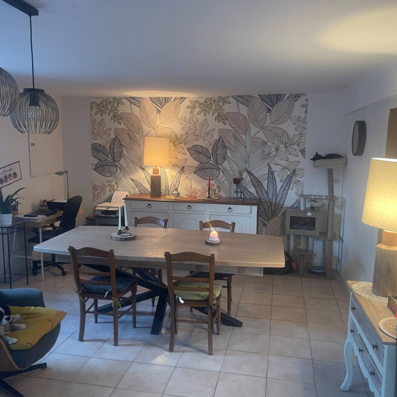 Céline Malinowski  Au calme au bord de l'eau