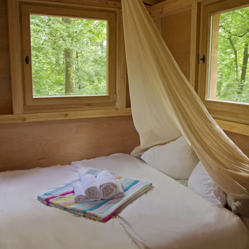 Morgane Bricard Unusual accommodation - Cabane des Louvarts