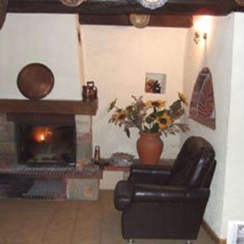 Evelyne Dubois  Holiday cottage la Tonton