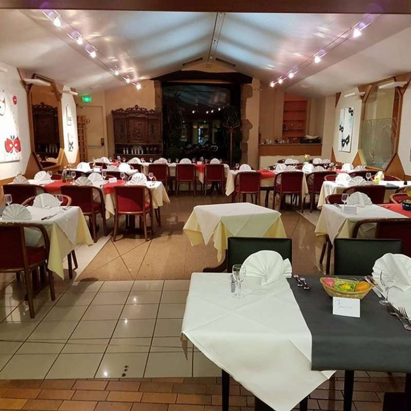 Hôtel de Paris Facebook  Hôtel-restaurant de Paris