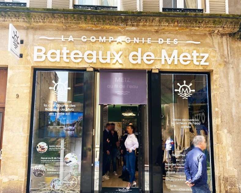 BATEAU ÉLECTRO SOLAIRE LE GRAOULLY - LA COMPAGNIE DES BATEAUX DE METZ