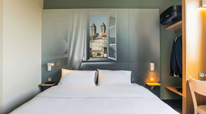 Hôtel B&B Semécourt