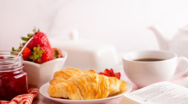 Petit déjeuner littéraire