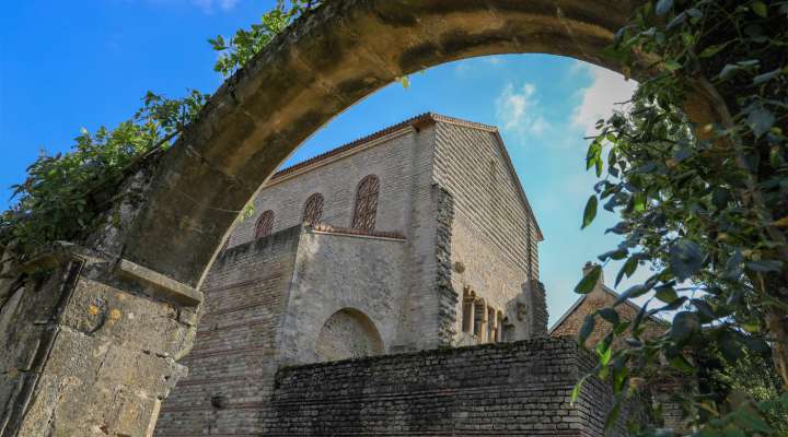 Ancienne église Saint-Pierre-aux-Nonnains