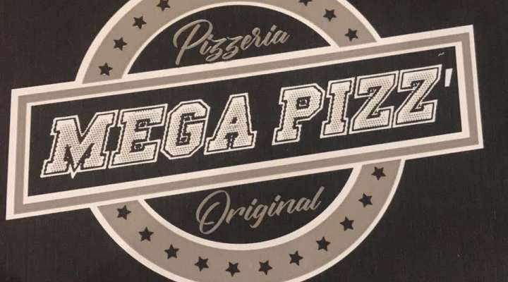 Mega pizz