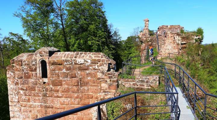 Le château de Falkenstein et le Helfenstein