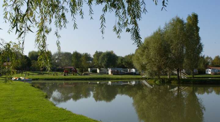 Camping de la zone de loisirs de la Tuilerie