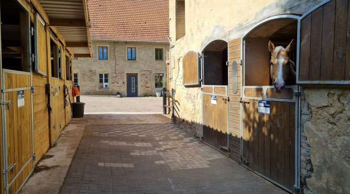 Les écuries du moulin à poudre