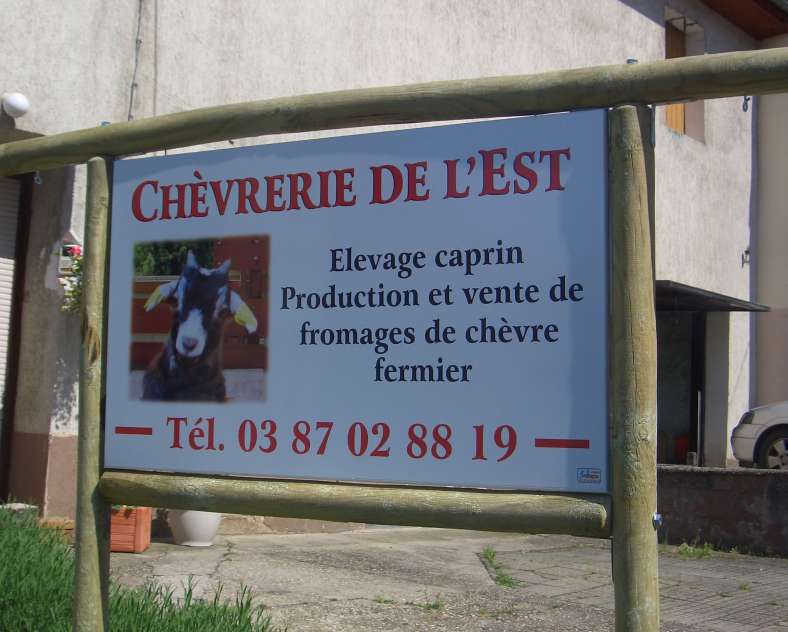 CHEVRERIE DE L'EST Chèvrerie de l'Est