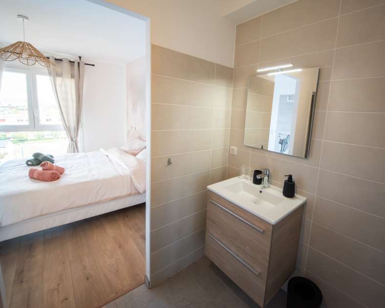 Leonard joanna Gite La Bulle Dorée