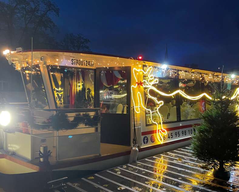 Inspire Metz Animation - le traineau flottant du Père Noël