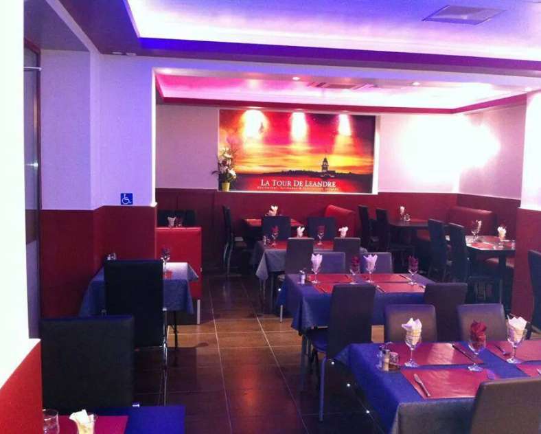 La tour de Léandre  La tour de Léandre