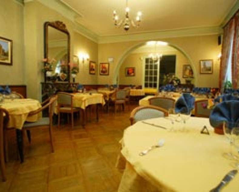 Remotel  Remotel restaurant du parc