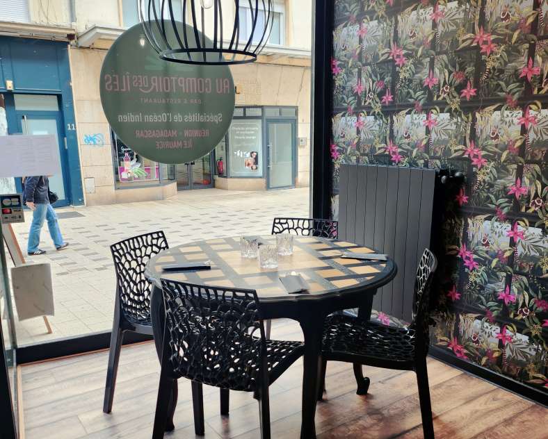 Thionville Commerces Au comptoir des iles