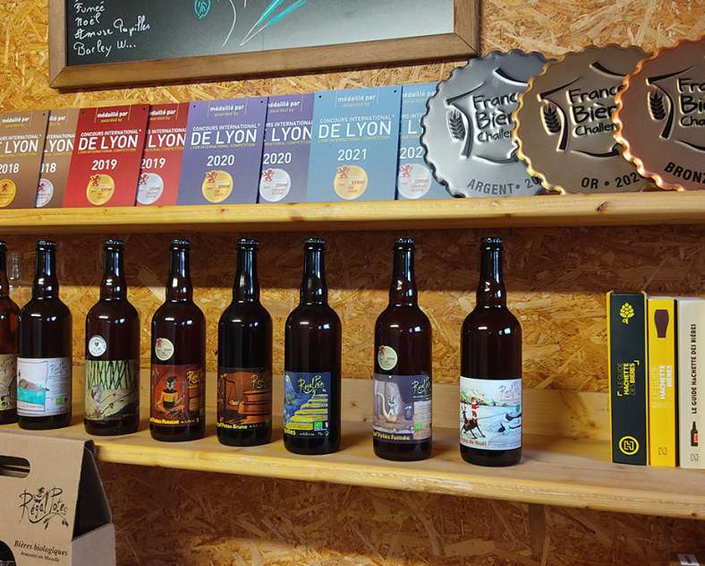 Julie Moritz - Trois Frontières Tourisme Brasserie artisanale Regal'potes