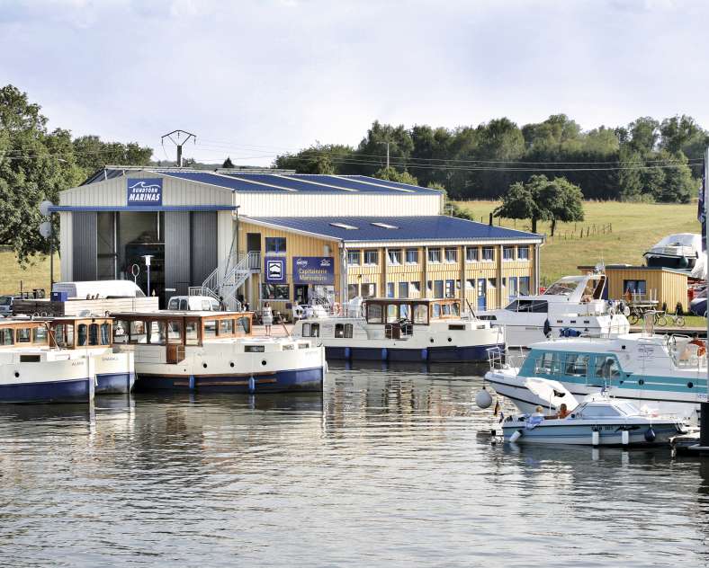 Kuhnle-Tours  Meublé de tourisme canard 1 - marina Kuhnle-Tours