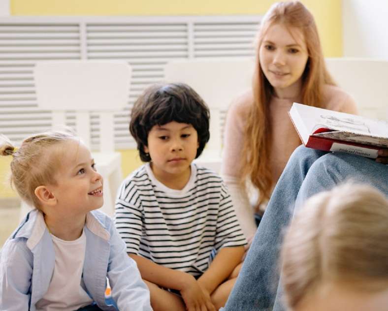 Photo de Yan Krukau pour Pexels L'heure du conte