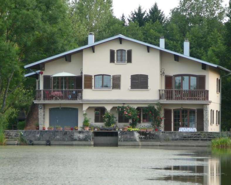Gîtes de France Gîte de pêche la carpe d'or