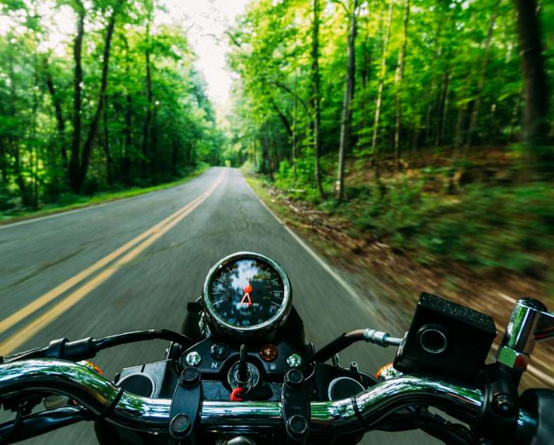 Photo de Kelly pour Pexels Le circuit linéaire Moselle du Sud au Nord - circuit moto