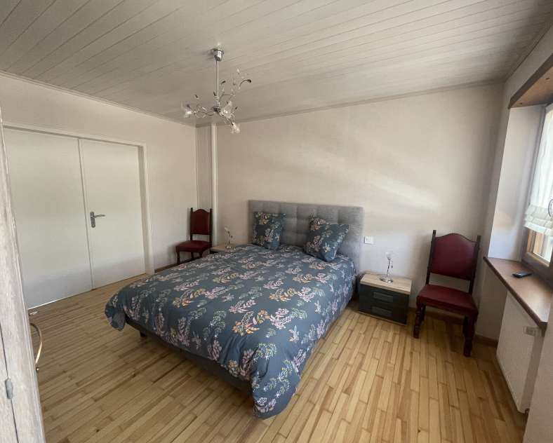 R. Geisler - OTIPB Meublé du verre au sabot