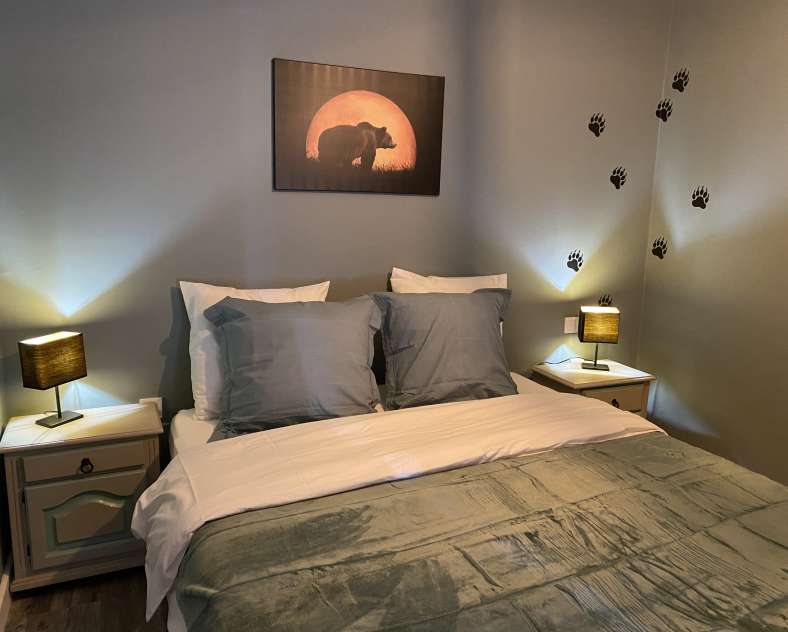 Catherine Henrich Meublé le refuge de l'ours