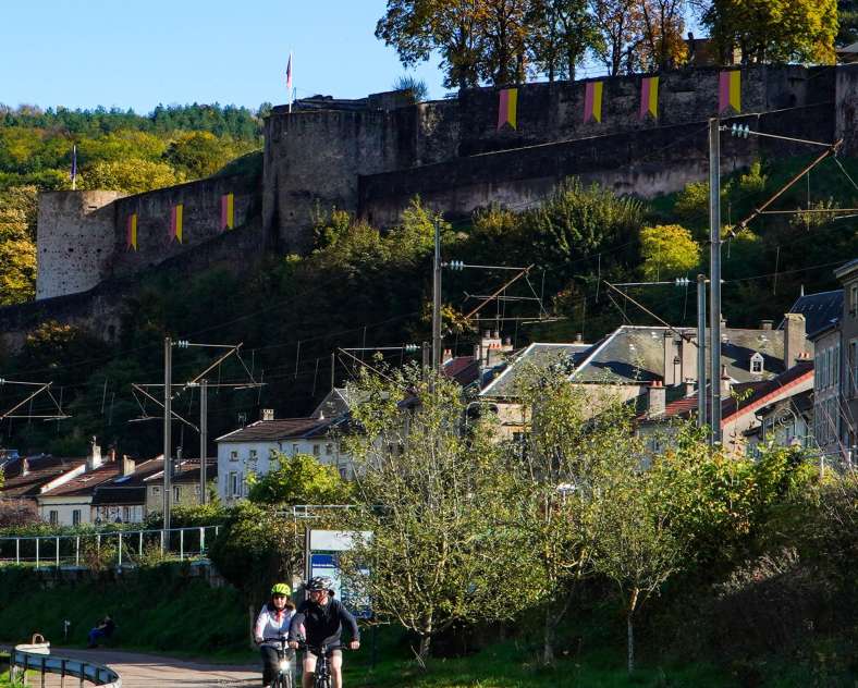 Céline MONTLAUR - Trois Frontières Tourisme Véloroute la voie bleue - Sierck-les-bains - Thionville