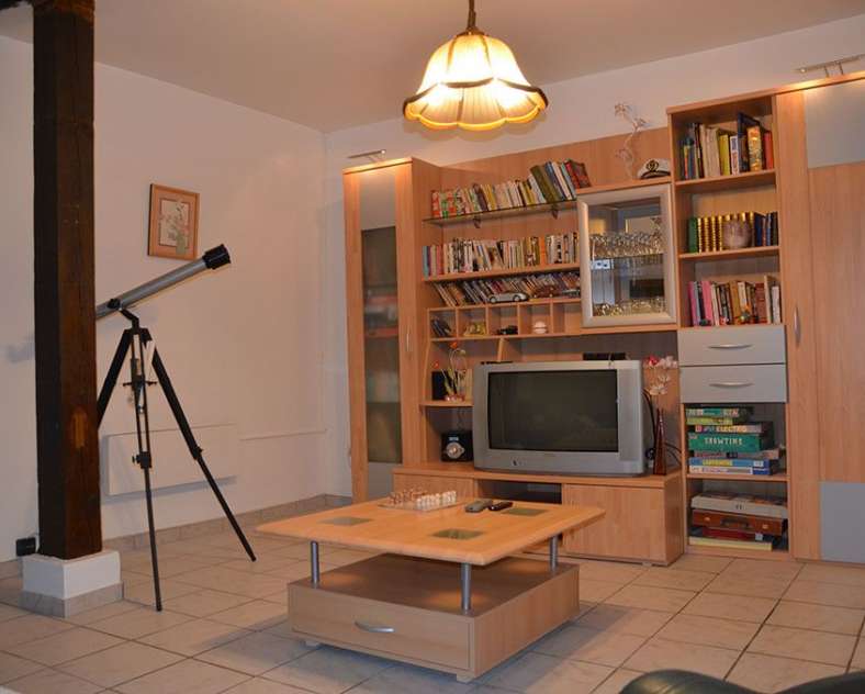 Claudette Laforgue  Meublé de tourisme la roseraie