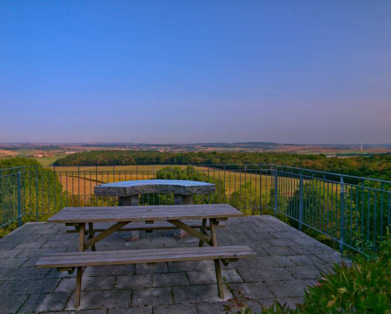 Emmanuel Stourm La Porte du Saulnois depuis les étangs de la Tensch