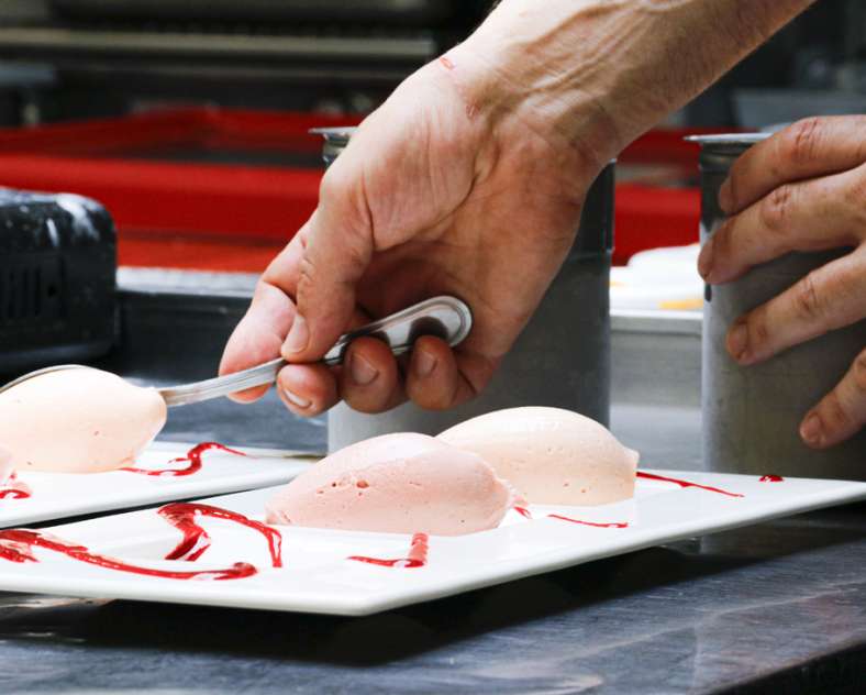 Elisa Siest - Sarreguemines Tourisme  Restaurant la charrue d'or