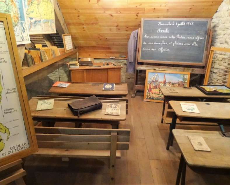 Les Amis de la Maison des Arts et des Traditions Porte ouverte de la Maison des Arts et Traditions de Rouhling