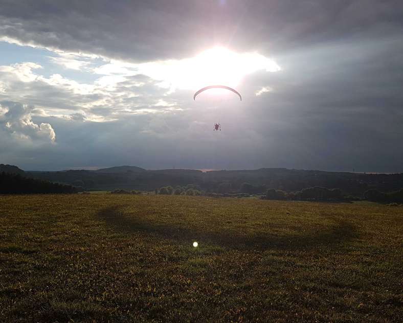 SVal Sarreguemines Tourisme  MosAiles parapente paramoteur