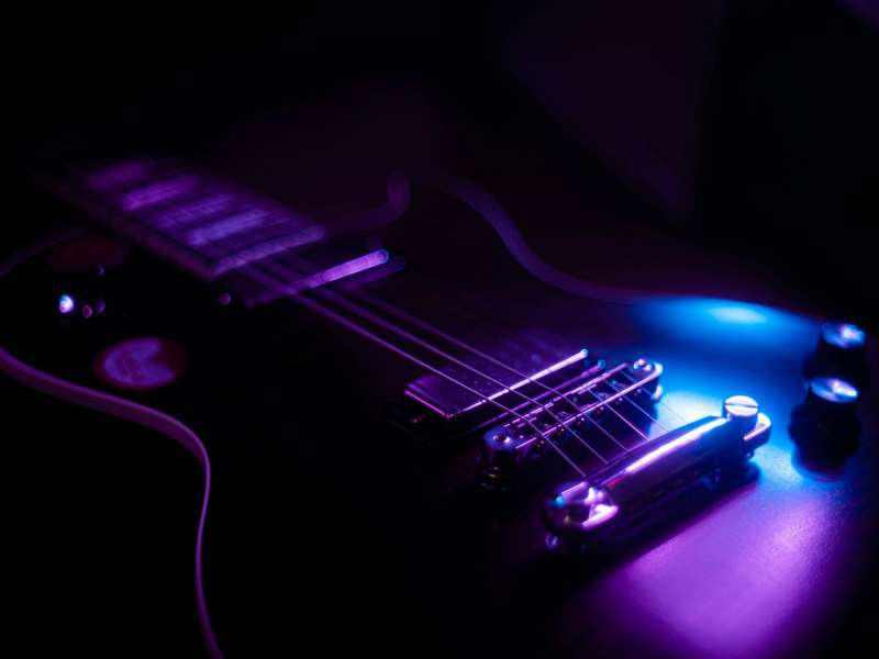 Photo de Xie lipton sur Unsplash Cordes de Guitare Tolito